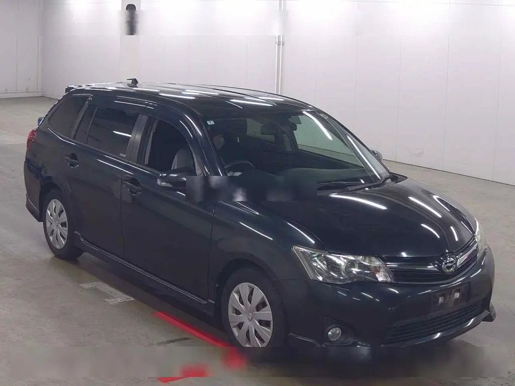 TOYOTA COROLLA FIELDER 2012 год, пробег 72 тыс. км для Антона