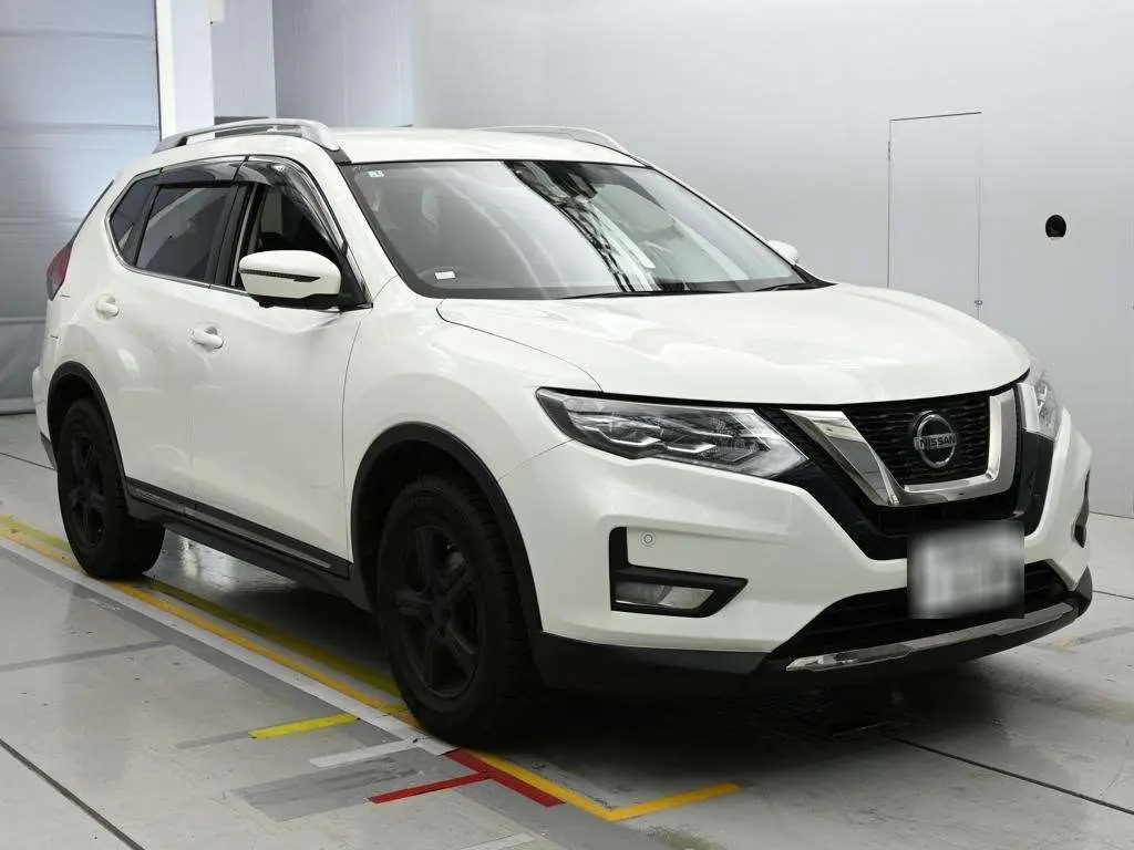 NISSAN X-TRAIL 2020 год, пробег 68 тыс. км для Михаила