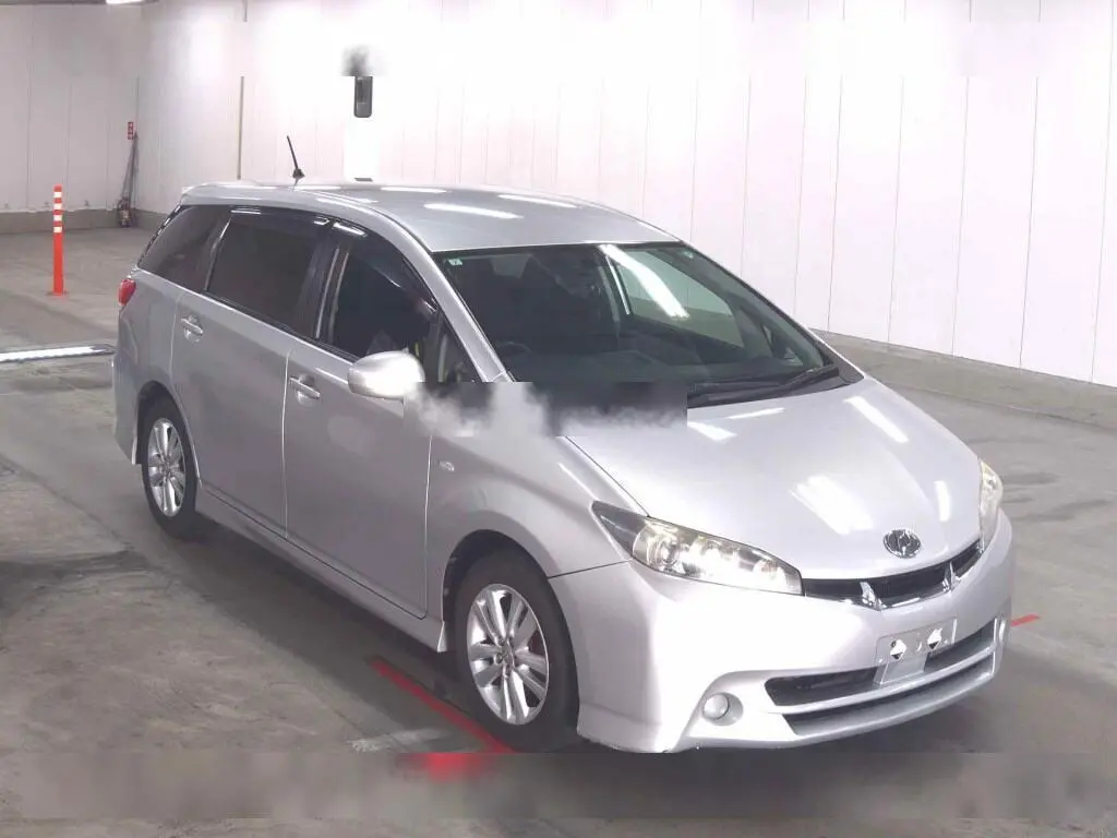 TOYOTA WISH 2009 год, пробег 74 тыс. км для Евгения