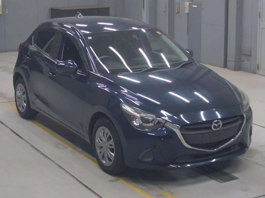 MAZDA DEMIO 2017 год, пробег 93 тыс. км для Игоря