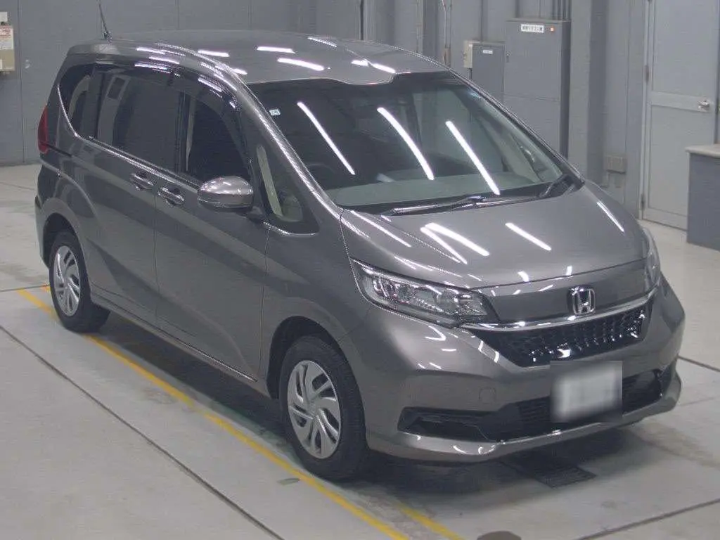HONDA FREED 2023 год, пробег 26 тыс. км для Андрея
