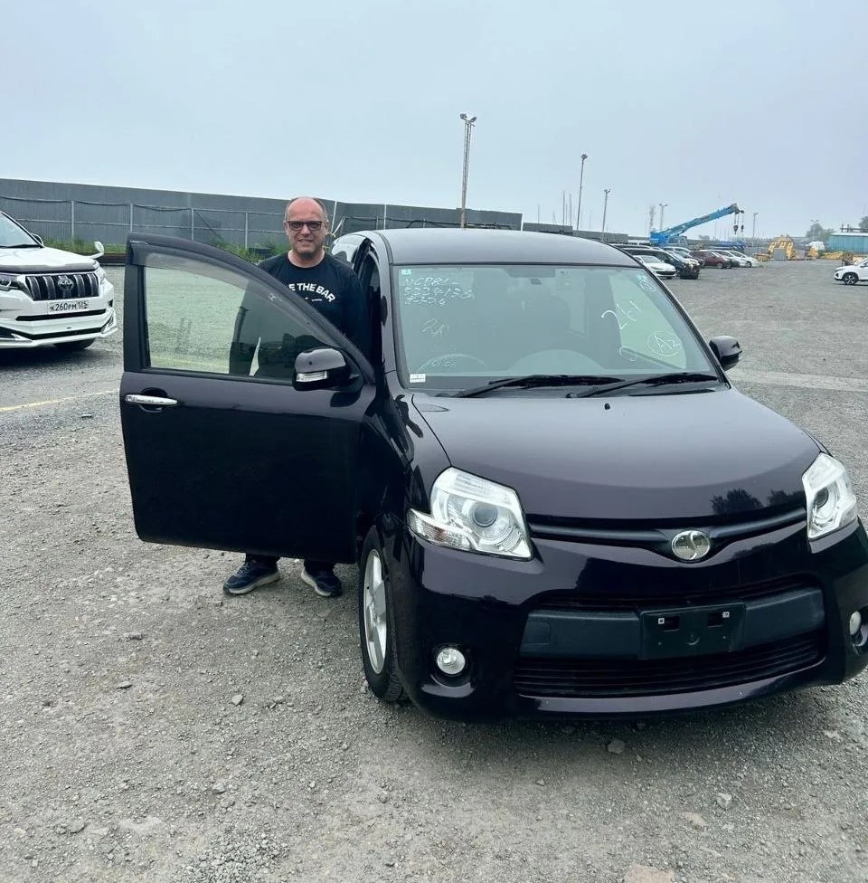 TOYOTA SIENTA 2015 год, пробег 56 тыс. км для Сергея