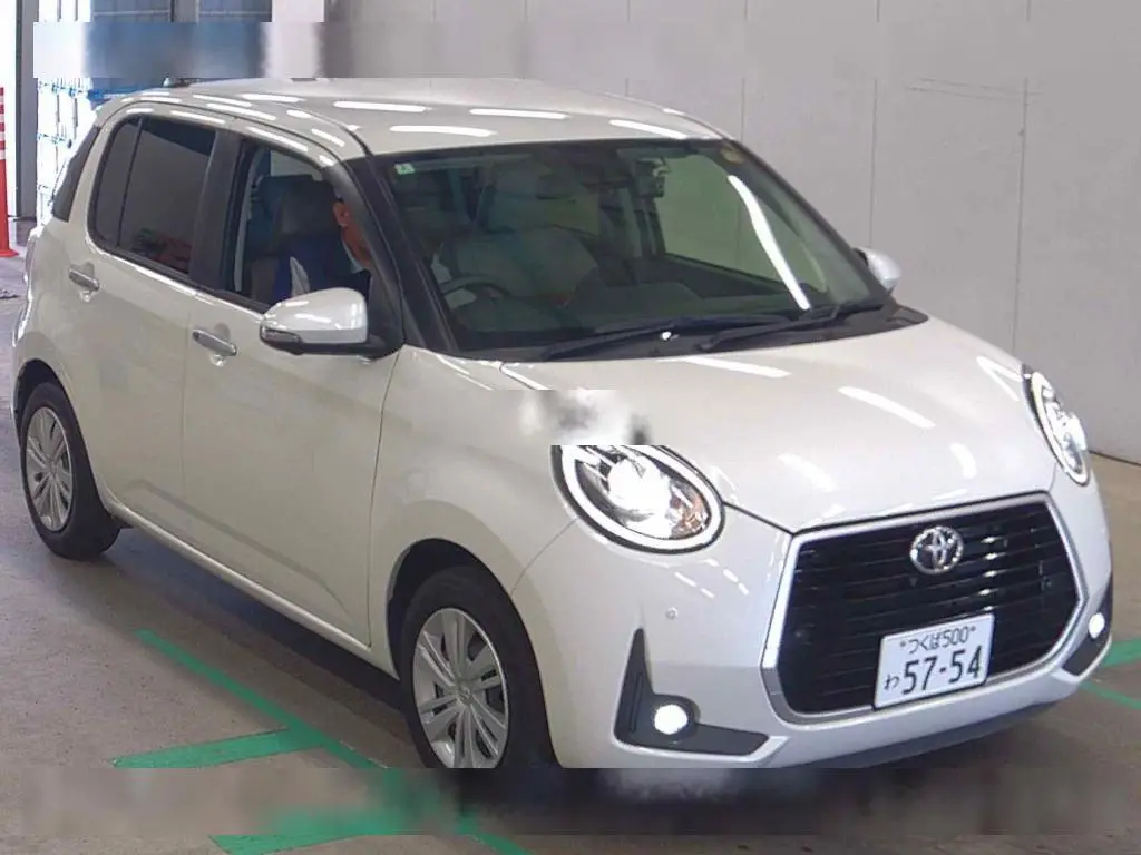 TOYOTA PASSO 2023 год, пробег 25 тыс. км для Александра