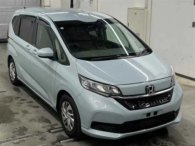 HONDA FREED 2023 год, пробег 31 тыс. км для Константина