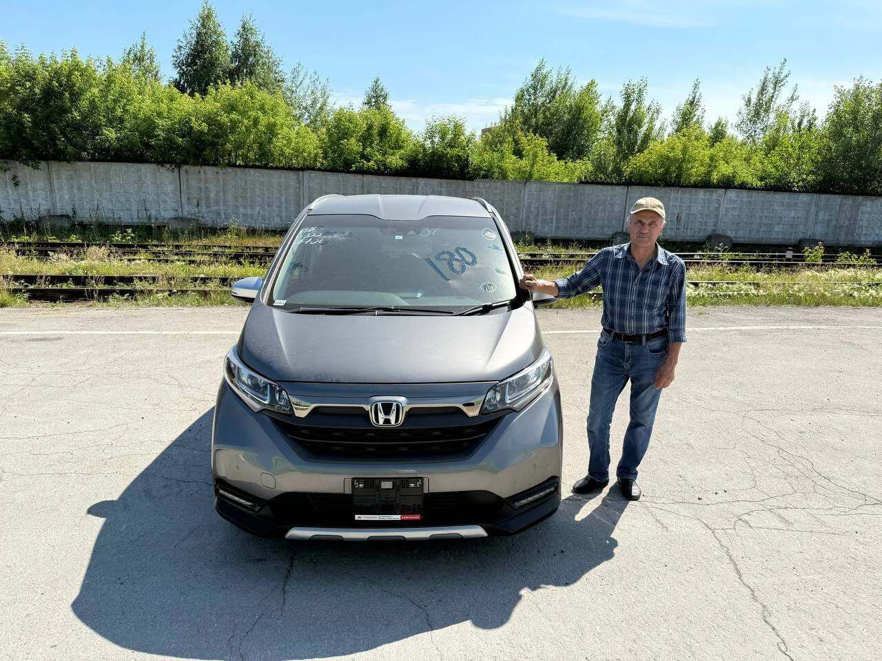 HONDA FREED 2023 год, пробег 18 тыс. км для Георгия