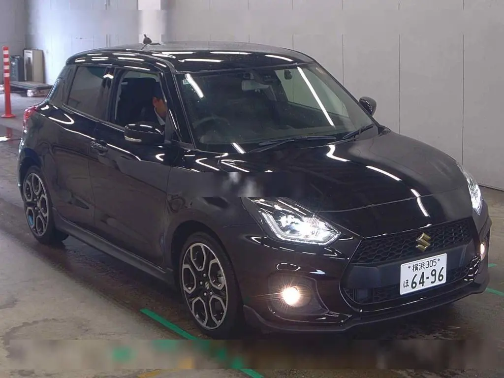 SUZUKI SWIFT 2022 год, пробег 19 тыс. км для Дмитрия