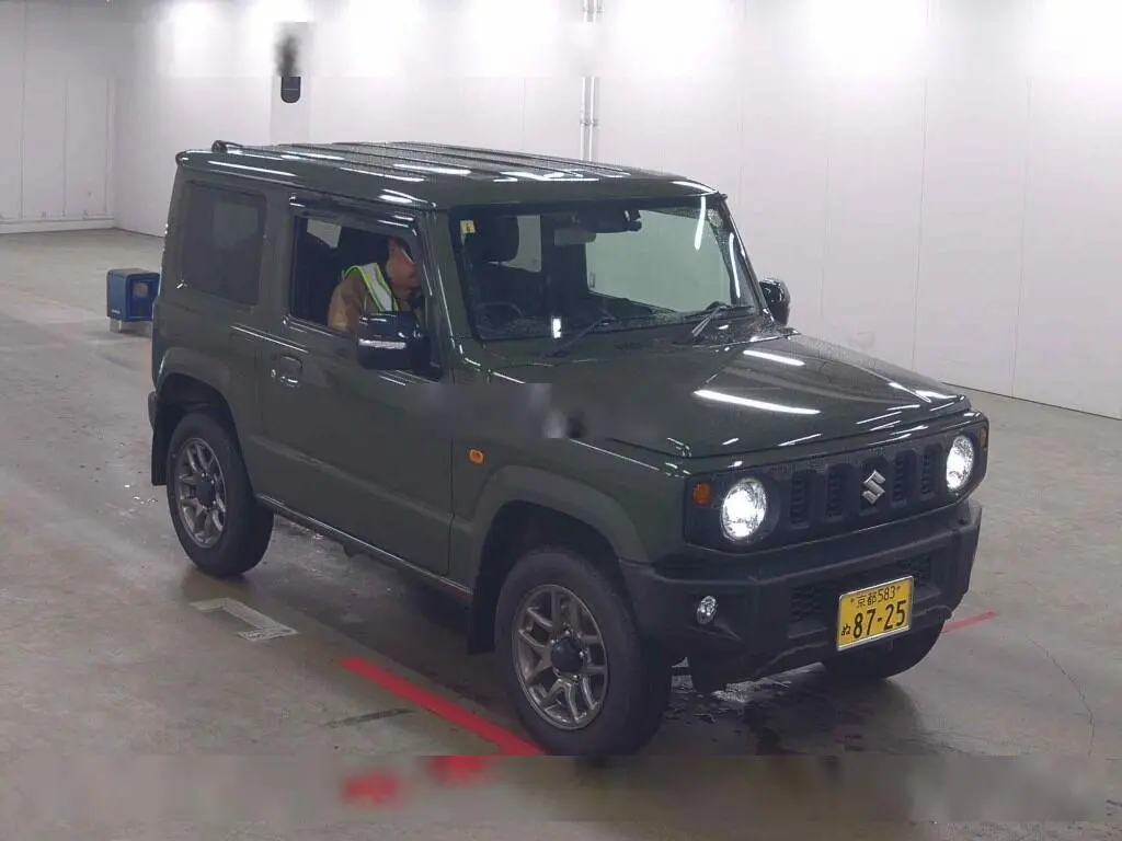 SUZUKI JIMNY 2023 год, пробег 32 тыс. км для Сергея