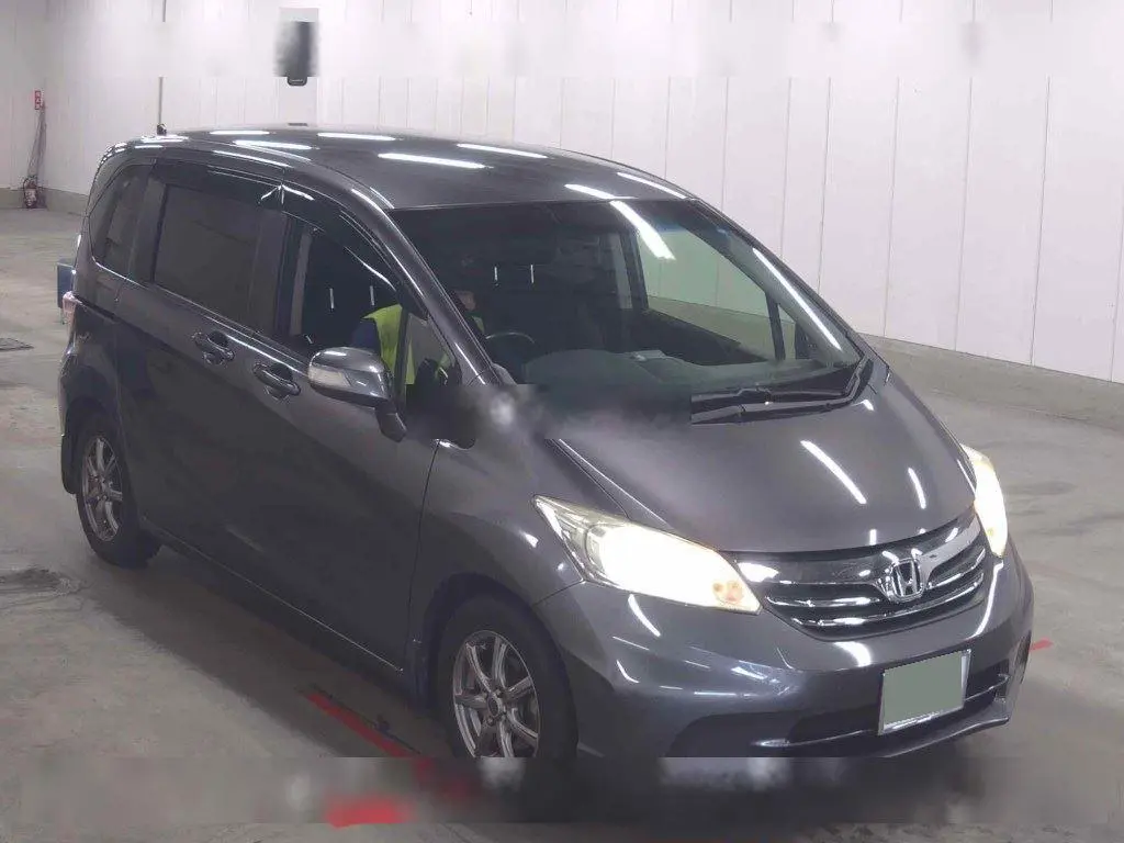 HONDA FREED 2014 год, пробег 106 тыс. км для Светланы