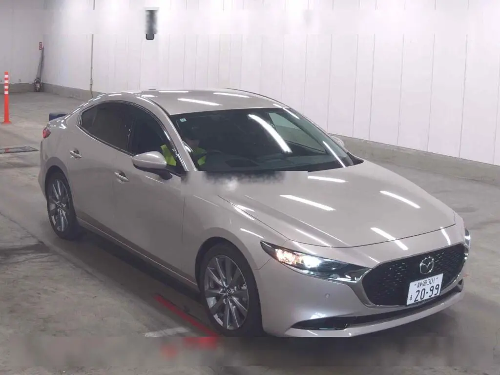 MAZDA 3 2022 год, пробег 24 тыс. км для Ярослава