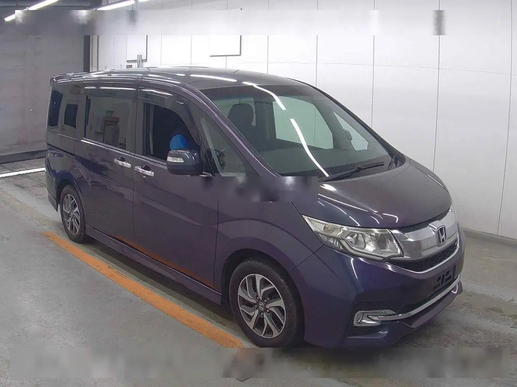 HONDA STEP WAGON 2015 год, пробег 90 тыс. км для Олега