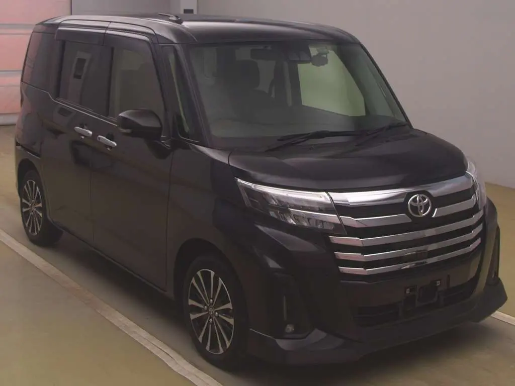 TOYOTA ROOMY 2023 год, пробег 18 тыс. км для Игоря