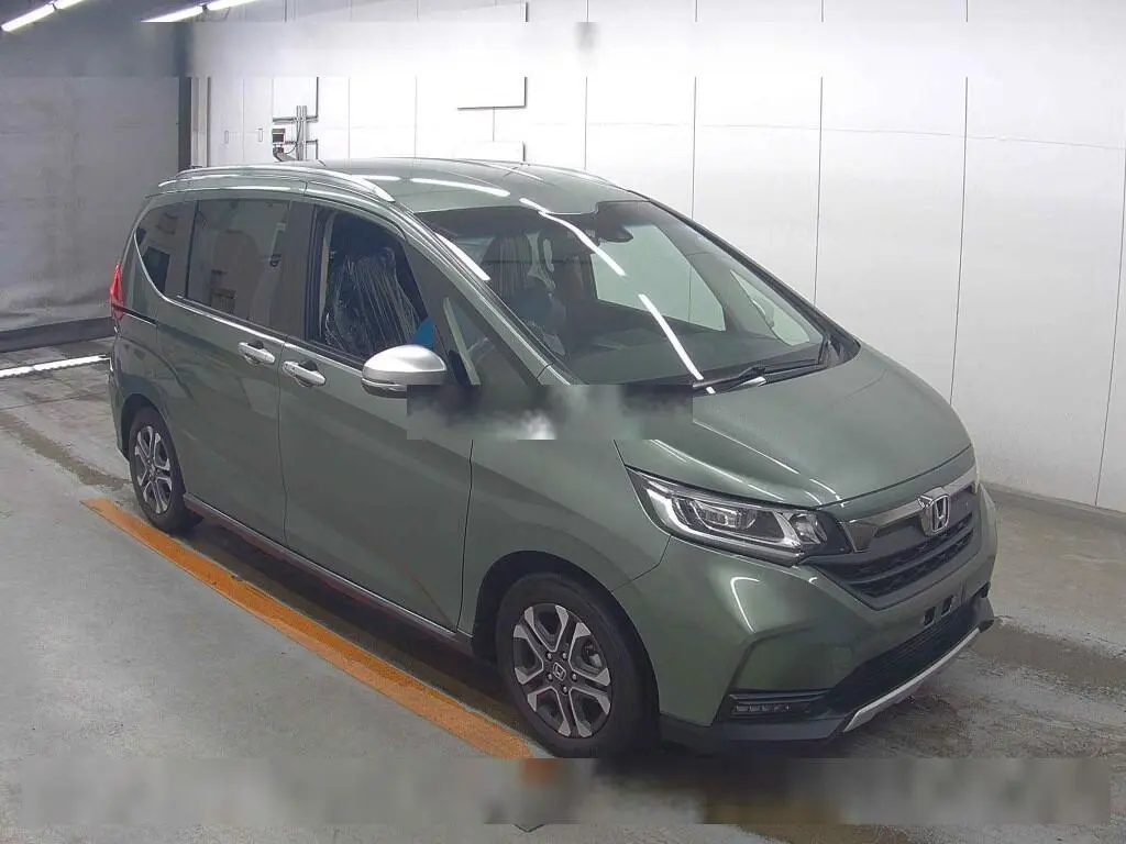 HONDA FREED 2022 год, пробег 25 тыс. км для Александра