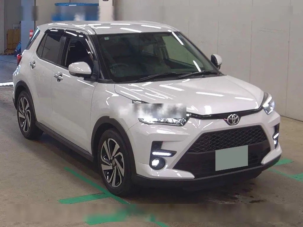 TOYOTA RAIZE 2022 год, пробег 38 тыс. км для Якова