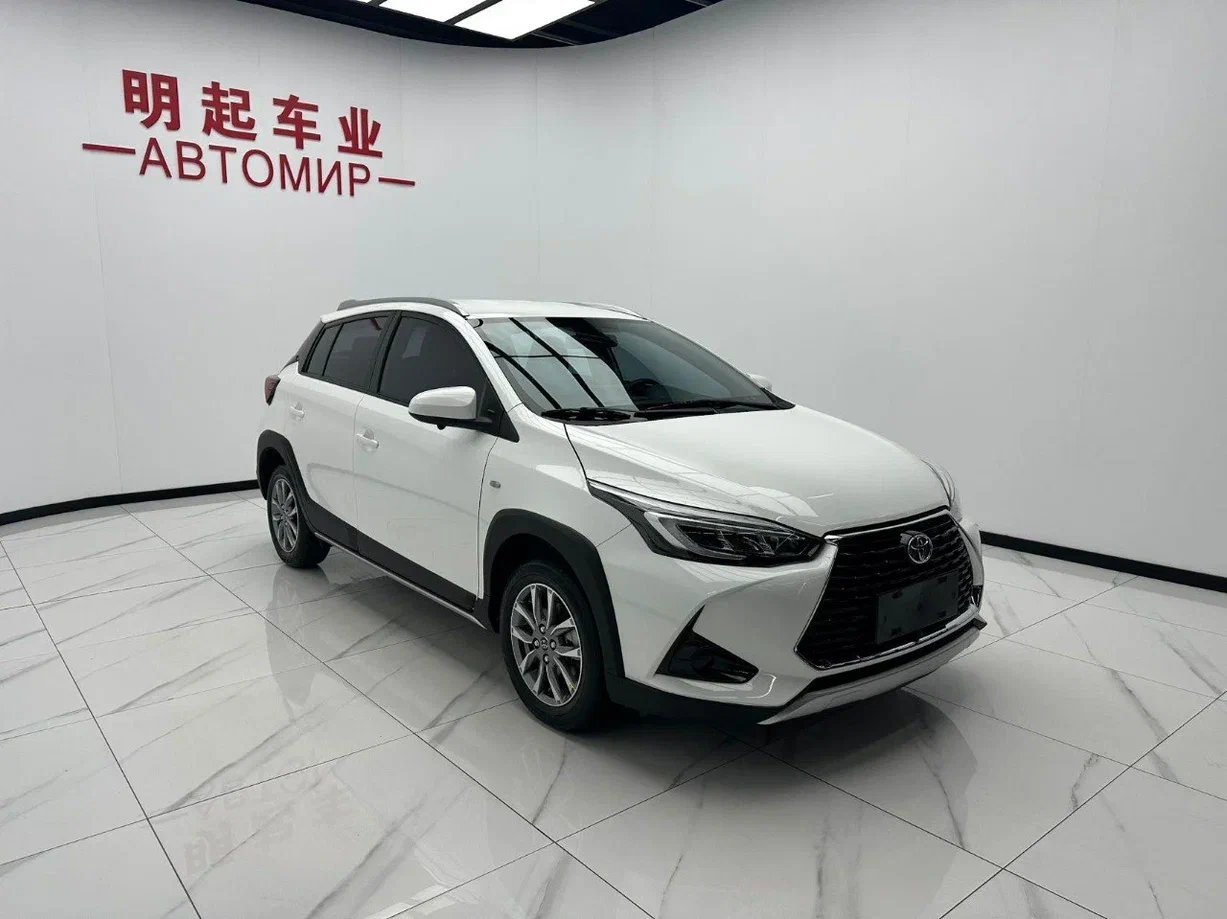 TOYOTA YARIS L
