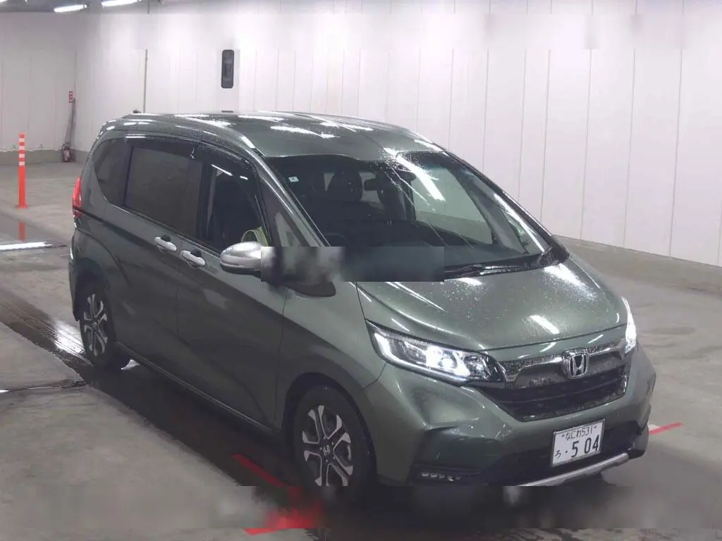 HONDA FREED PLUS 2022 год, пробег 13 тыс. км для Владимира