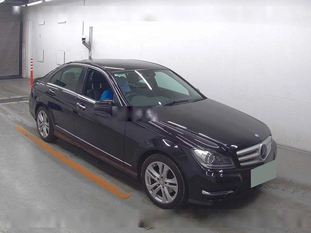 MERCEDES BENZ  C180 2013 год, пробег 43 тыс. км для Романа