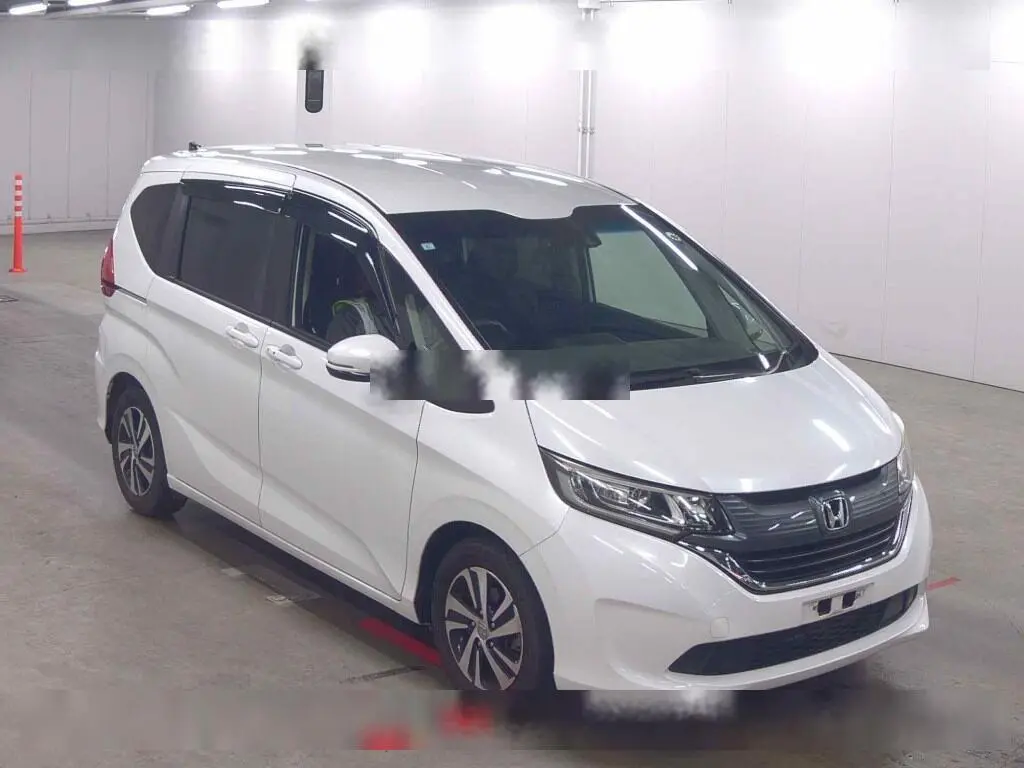 HONDA FREED PLUS 2017 год, пробег 67 тыс. км для Евгения