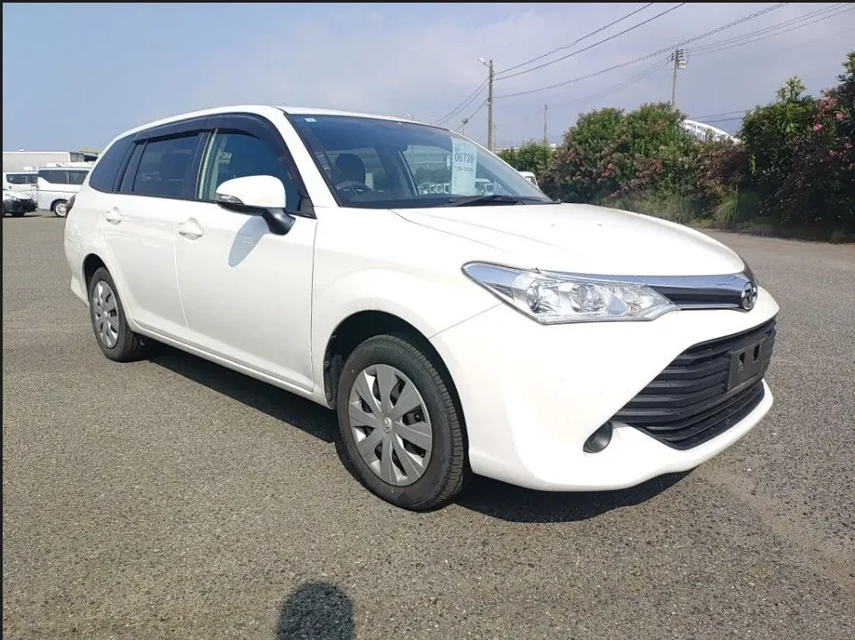 TOYOTA COROLLA FIELDER 2015 год, пробег 54 тыс. км для Ольги