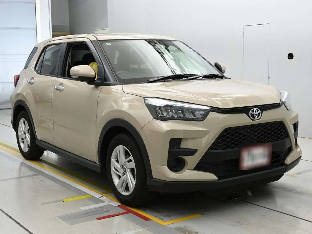 TOYOTA RAIZE 2022 год, пробег 26 тыс. км для Романа