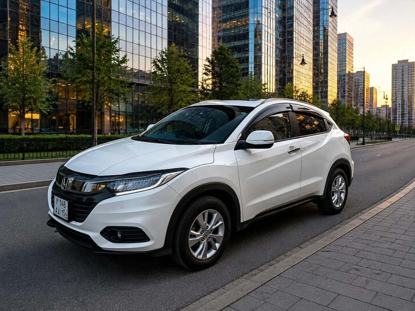 HONDA VEZEL 2018 год, пробег 63 тыс. км для Тимура