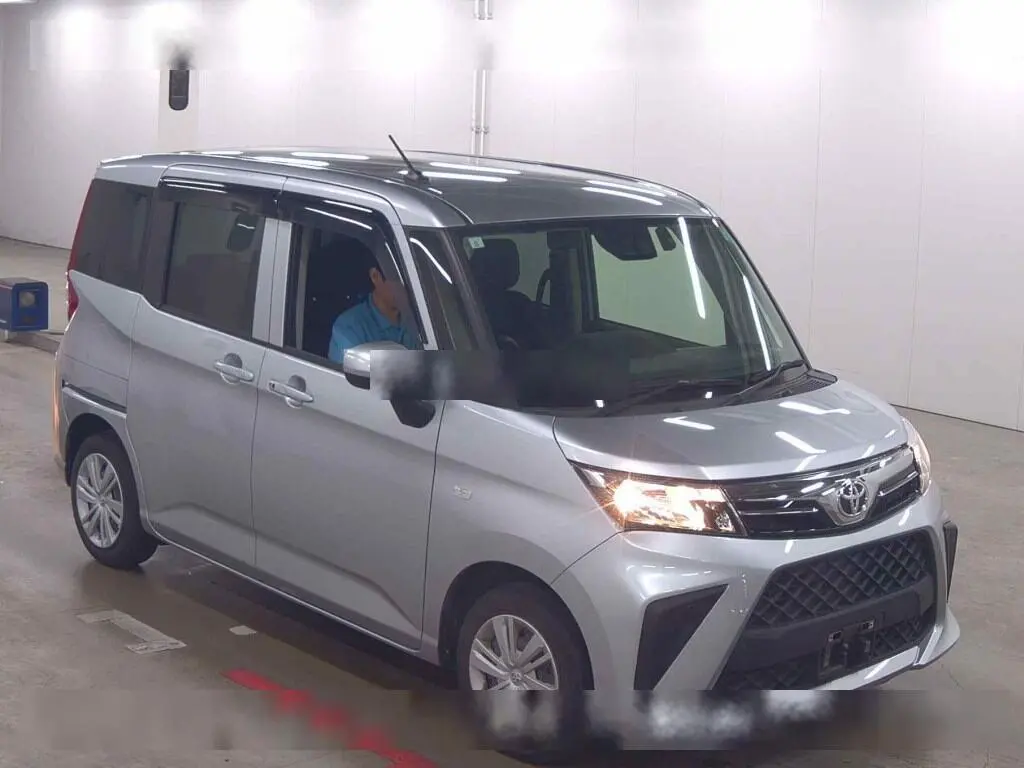 TOYOTA ROOMY 2023 год, пробег 54 тыс. км для Татьяны