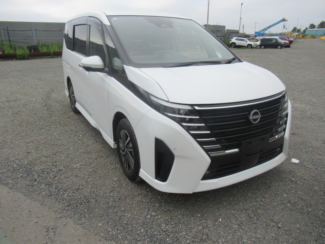 NISSAN SERENA 2023 год, пробег 13 тыс. км для Игоря