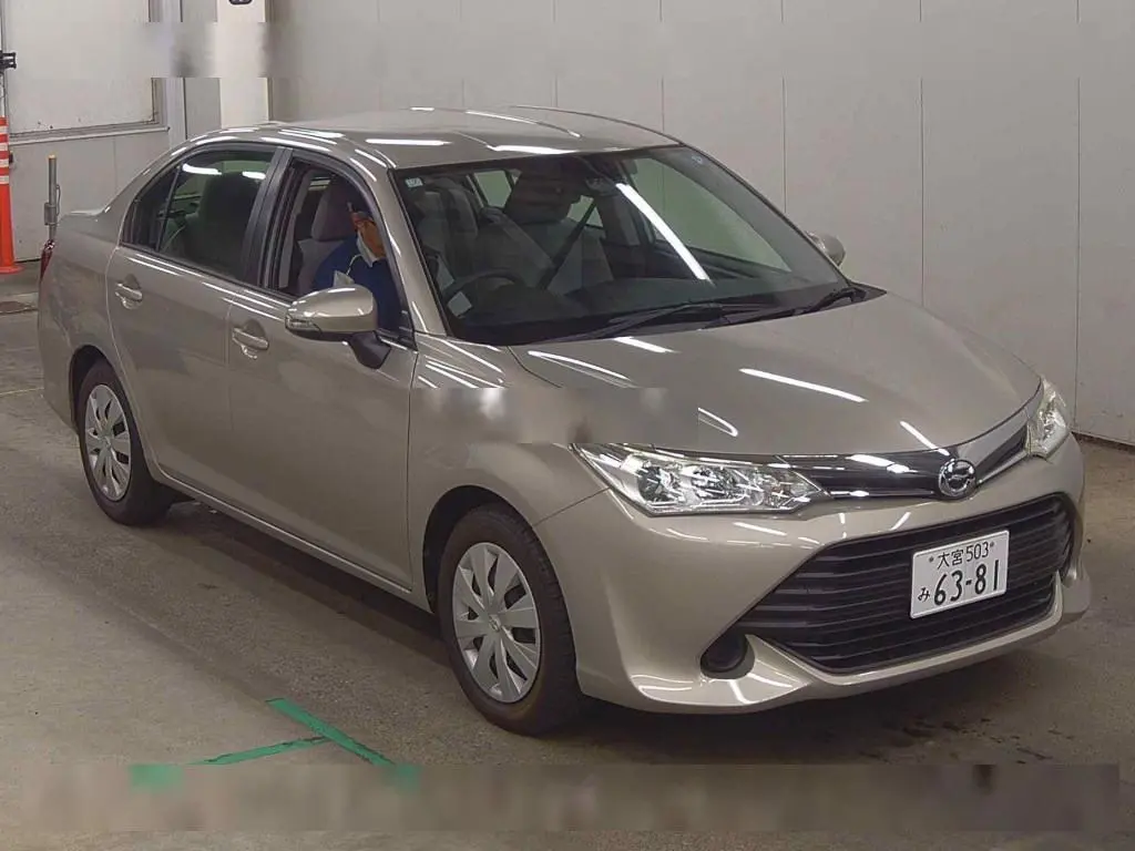 TOYOTA COROLLA AXIO 2017 год, пробег 15 тыс. км для Андрея