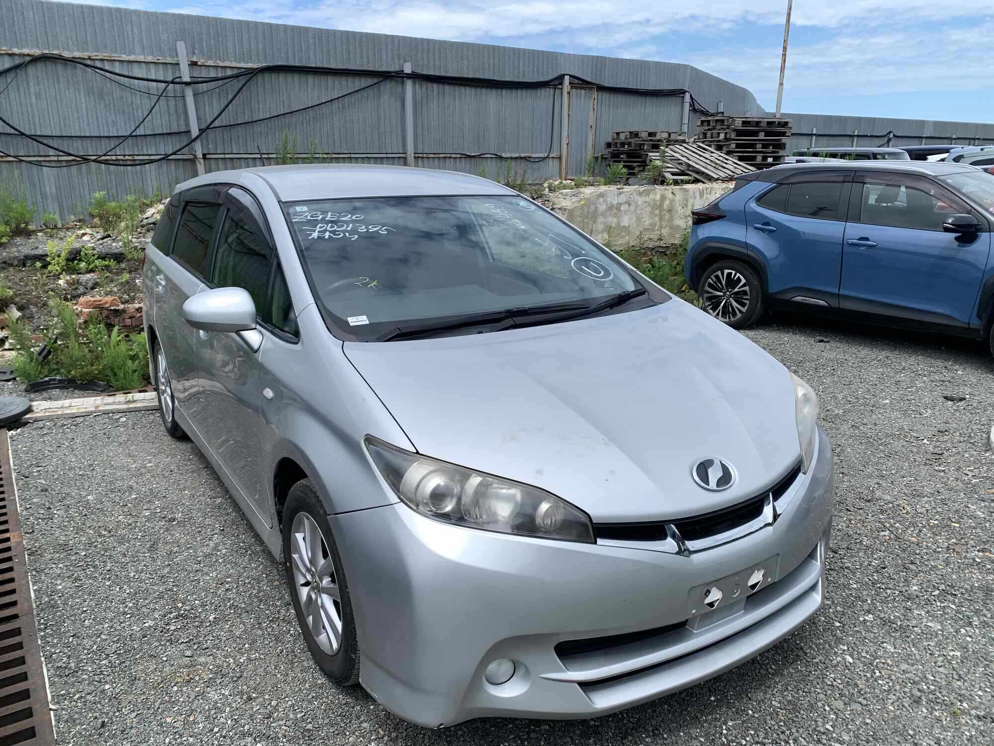 TOYOTA WISH 2009 год, пробег 74 тыс. км для Евгения