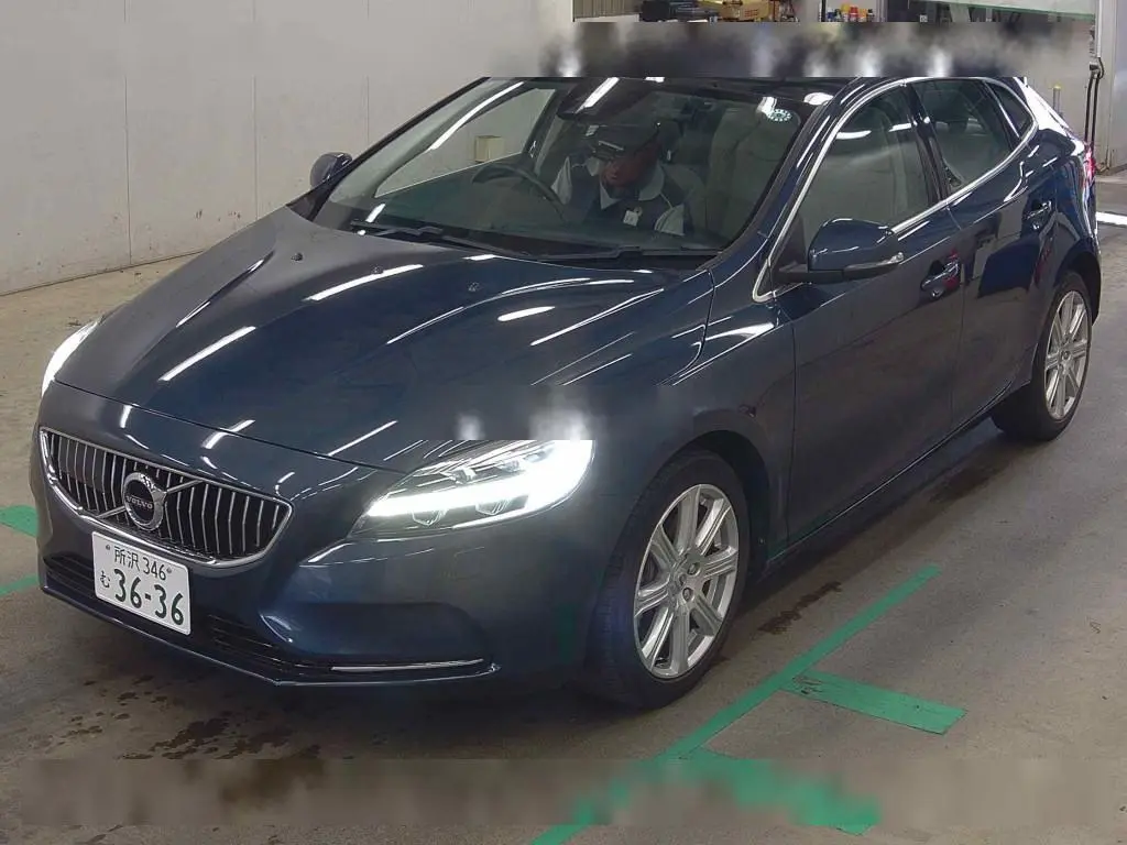 Volvo V40