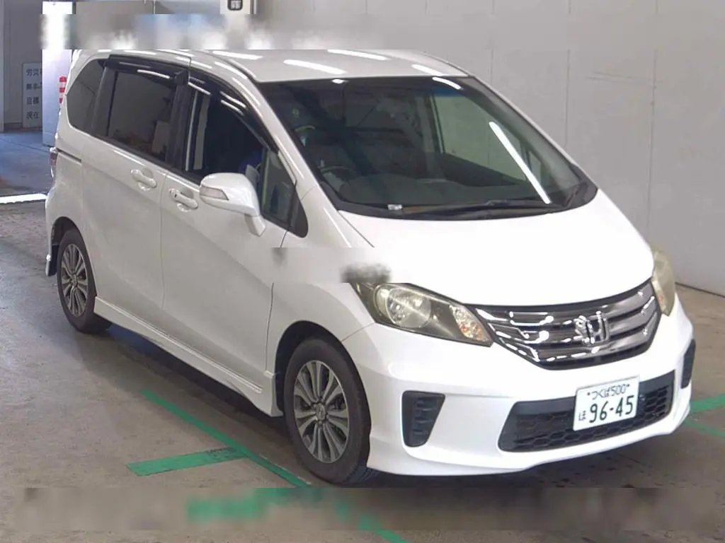 HONDA FREED 2015 год, пробег 78 тыс. км для Евгения