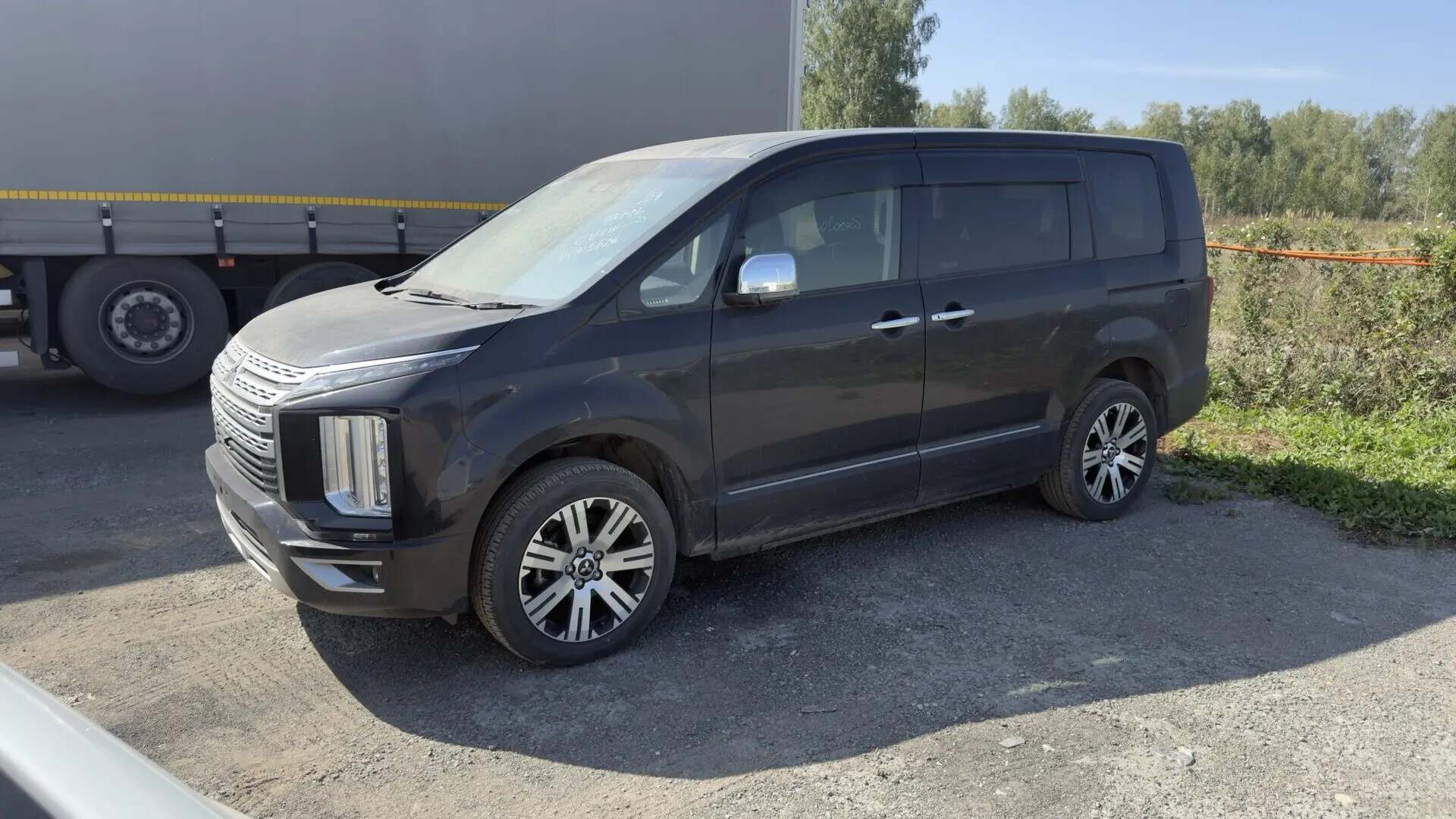 Mitsubishi Delica d:5