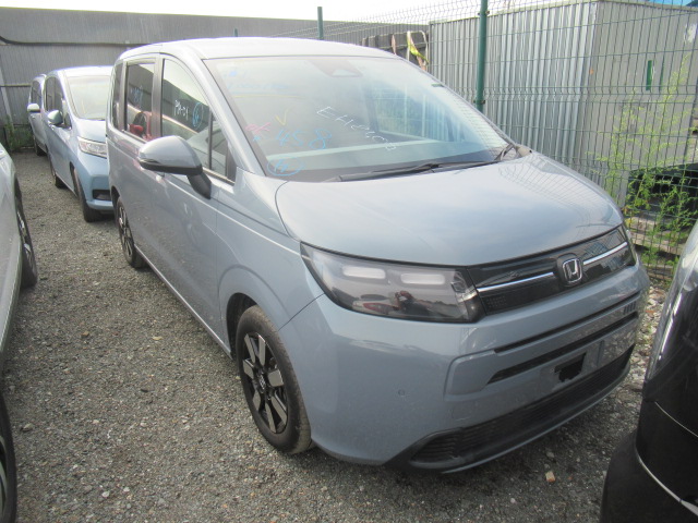 HONDA FREED 2024 год, пробег 10 тыс. км для Константина