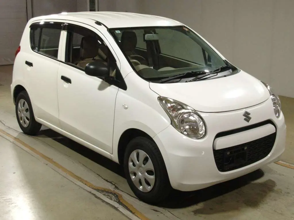 SUZUKI ALTO 2013 год, пробег 42 тыс. км для Евгения