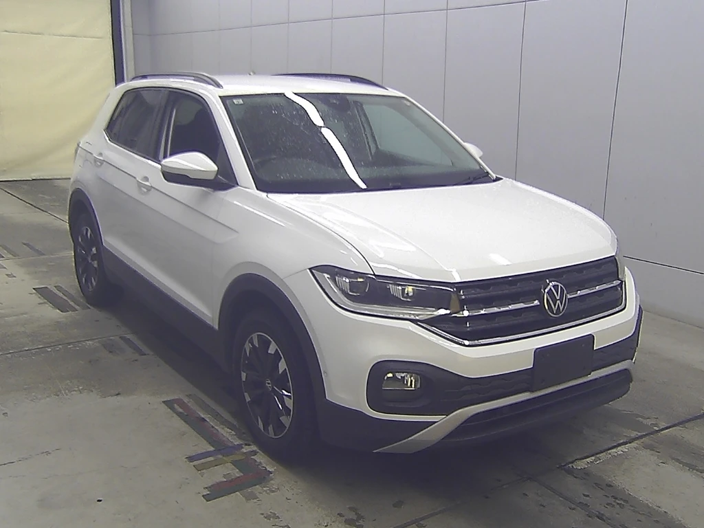 VOLKSWAGEN T-CROSS 2021 год,  пробег 33 тыс. км для Ксении