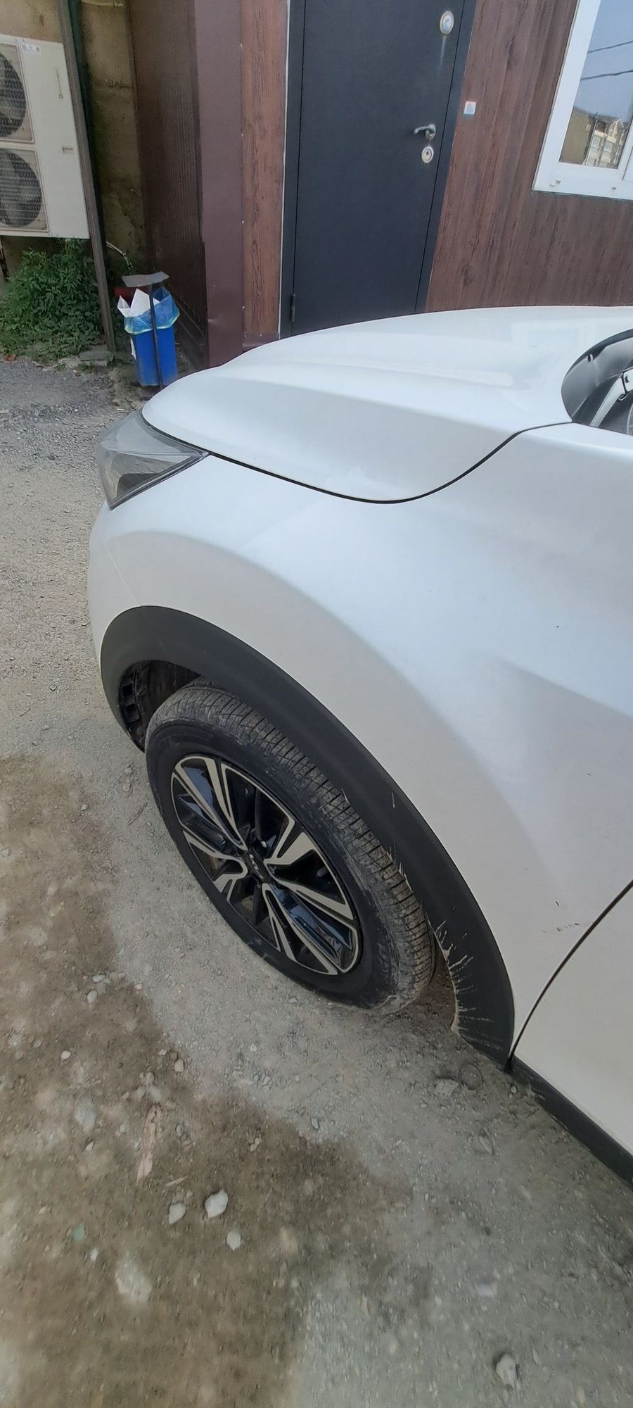 Kia Kx1