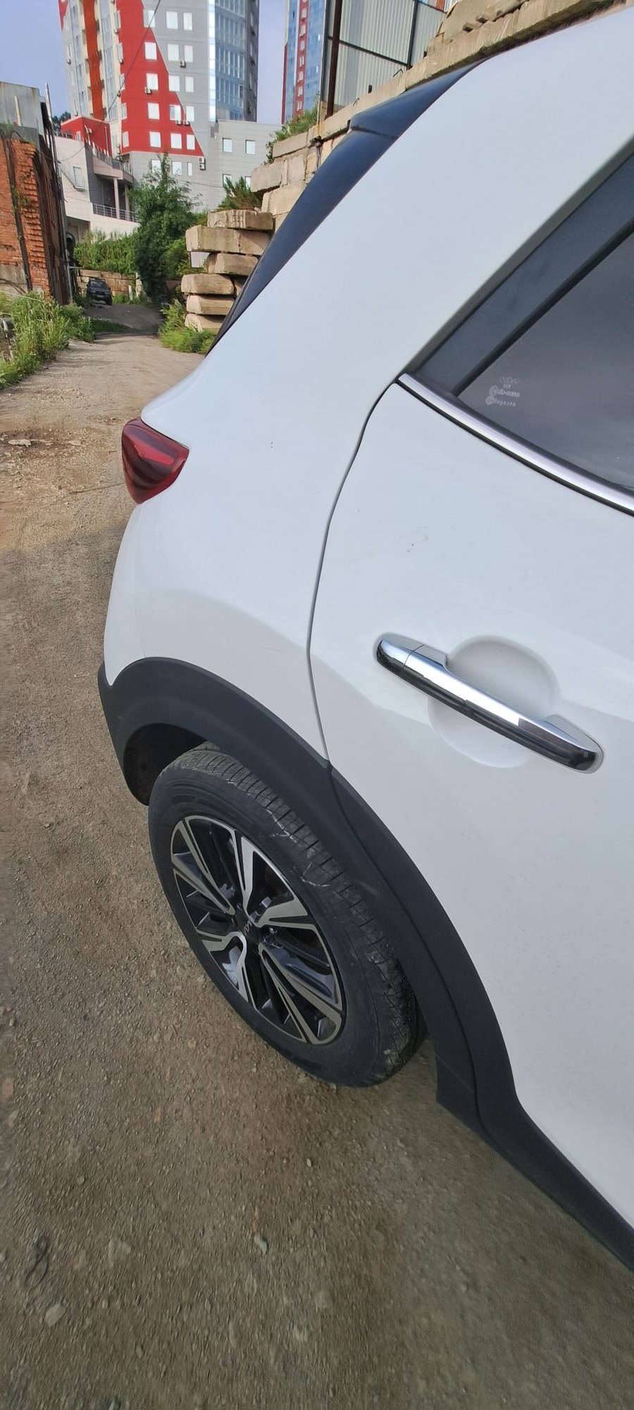 Kia Kx1