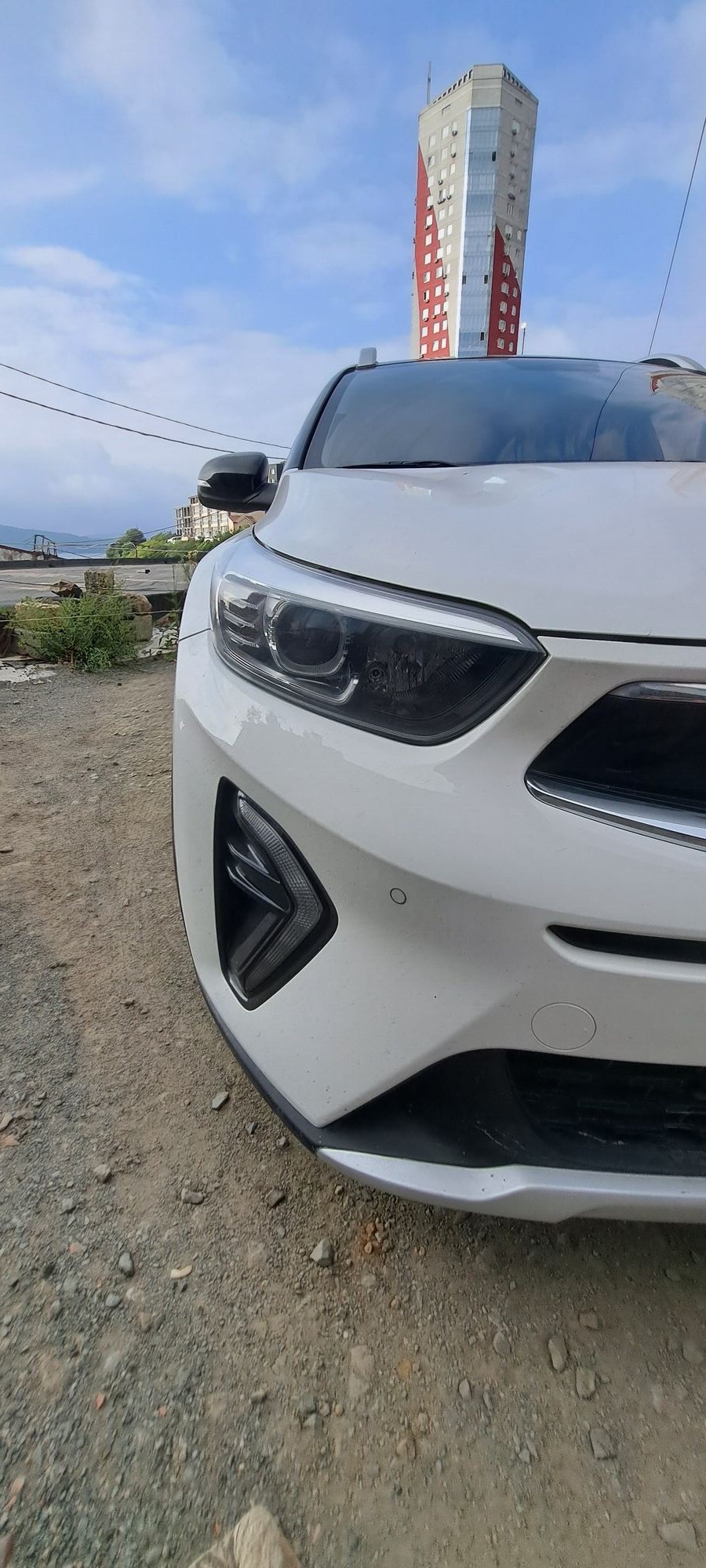 Kia Kx1
