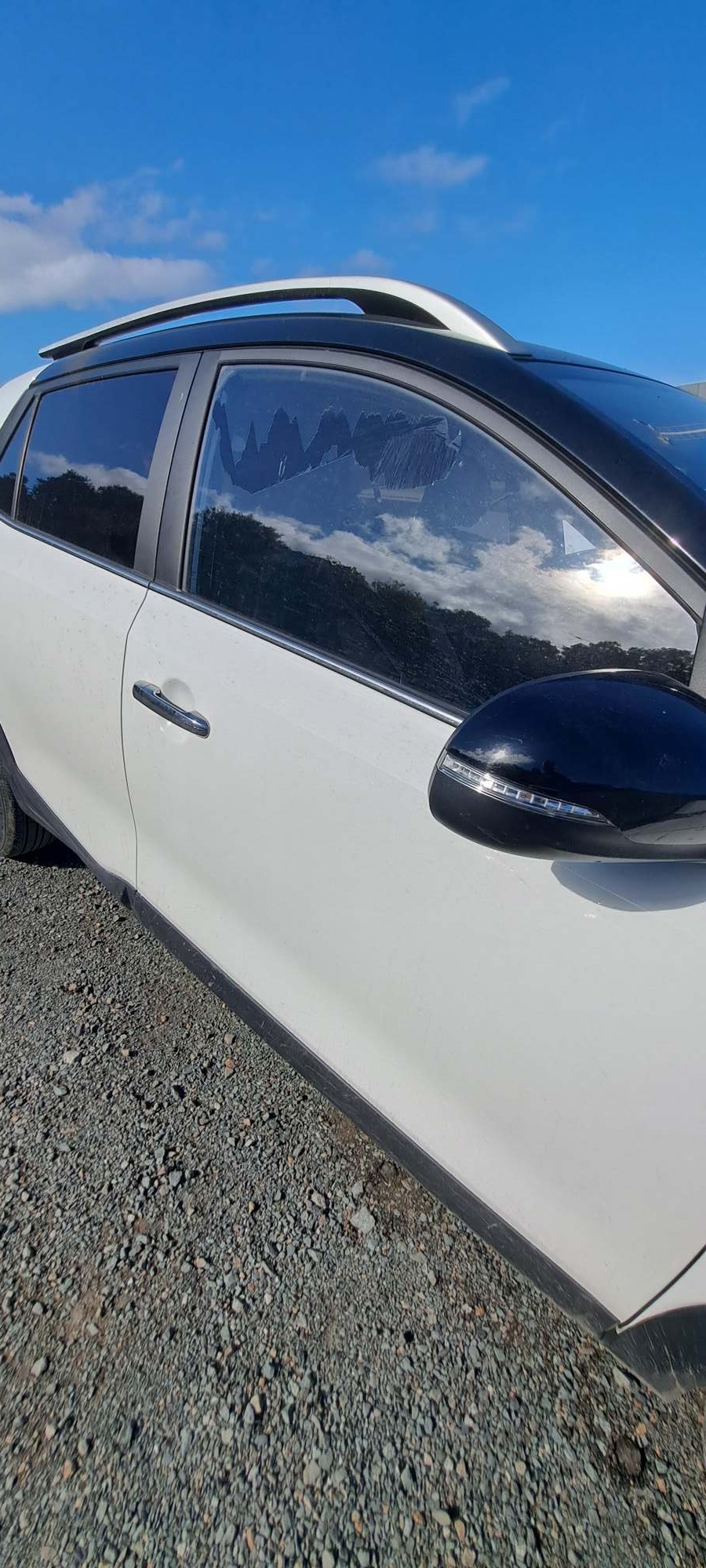 Kia Kx1