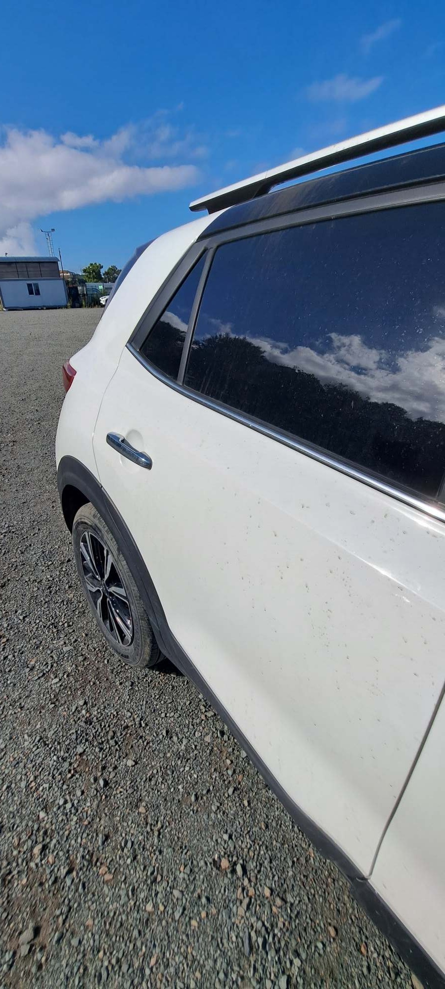 Kia Kx1