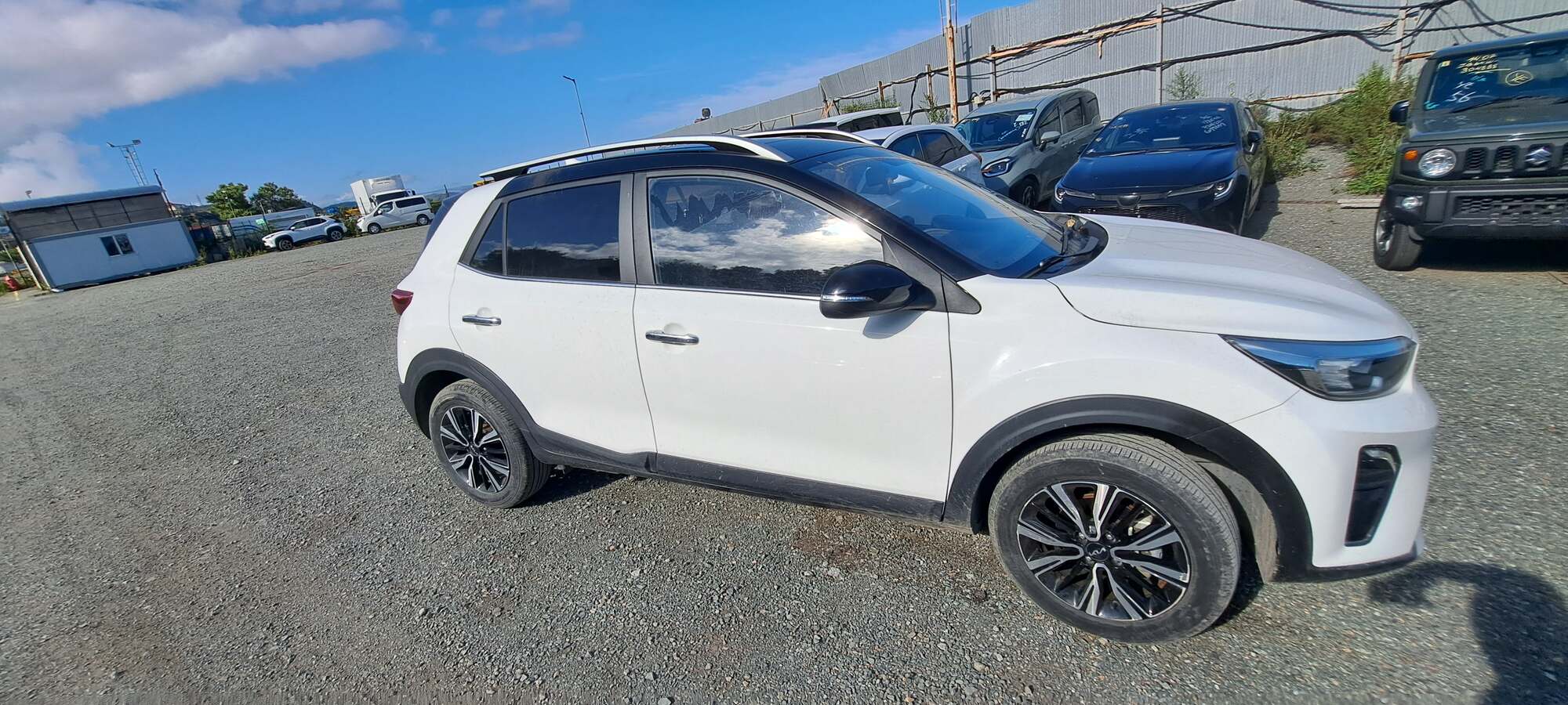 Kia Kx1