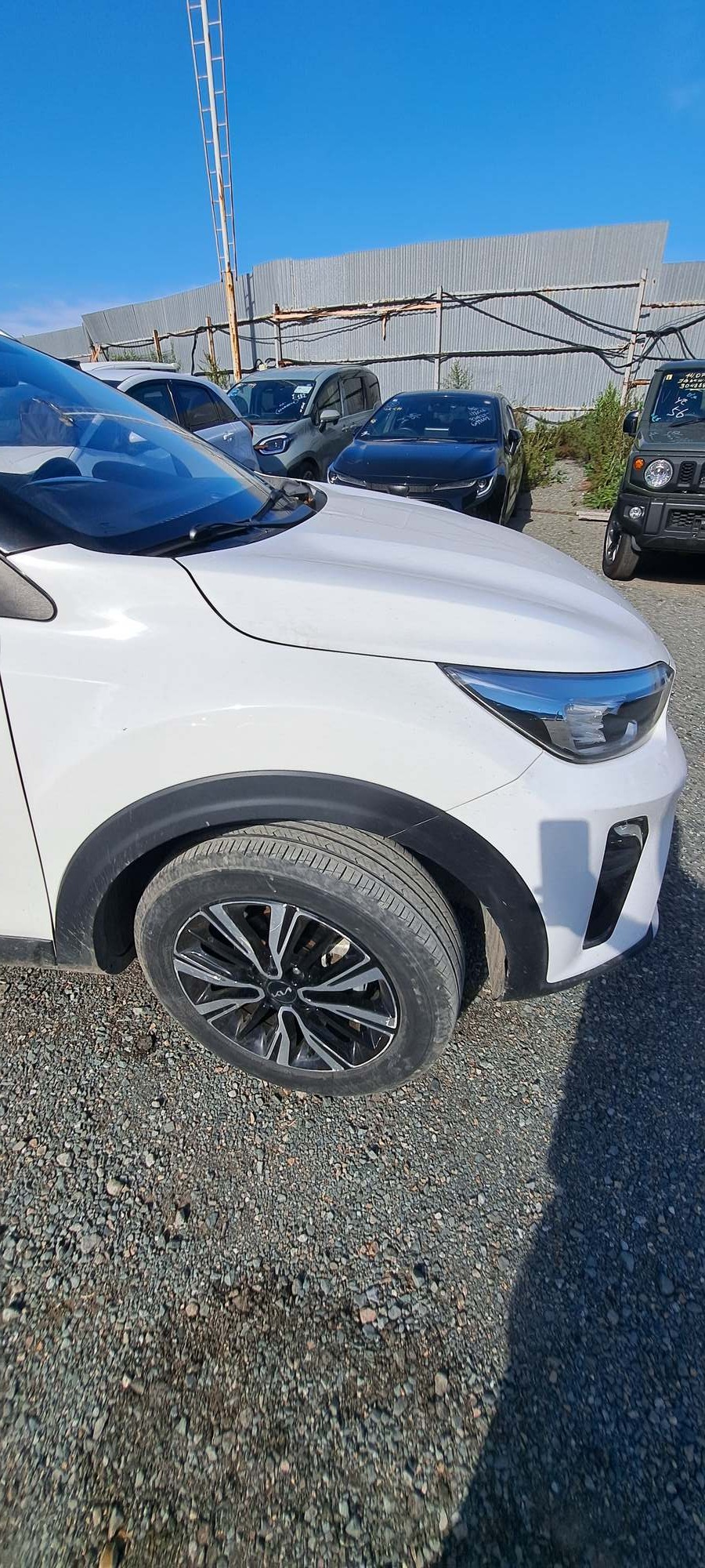 Kia Kx1