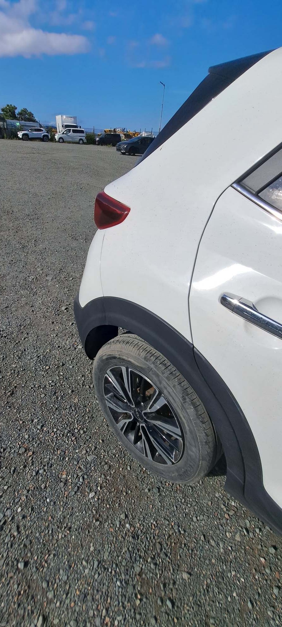 Kia Kx1