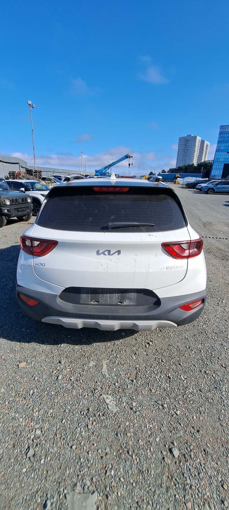 Kia Kx1