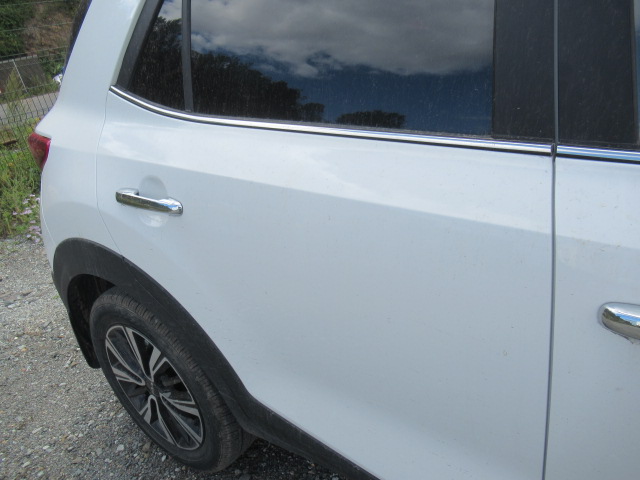 Kia Kx1