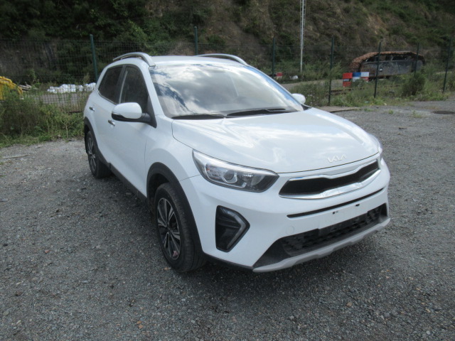 Kia Kx1