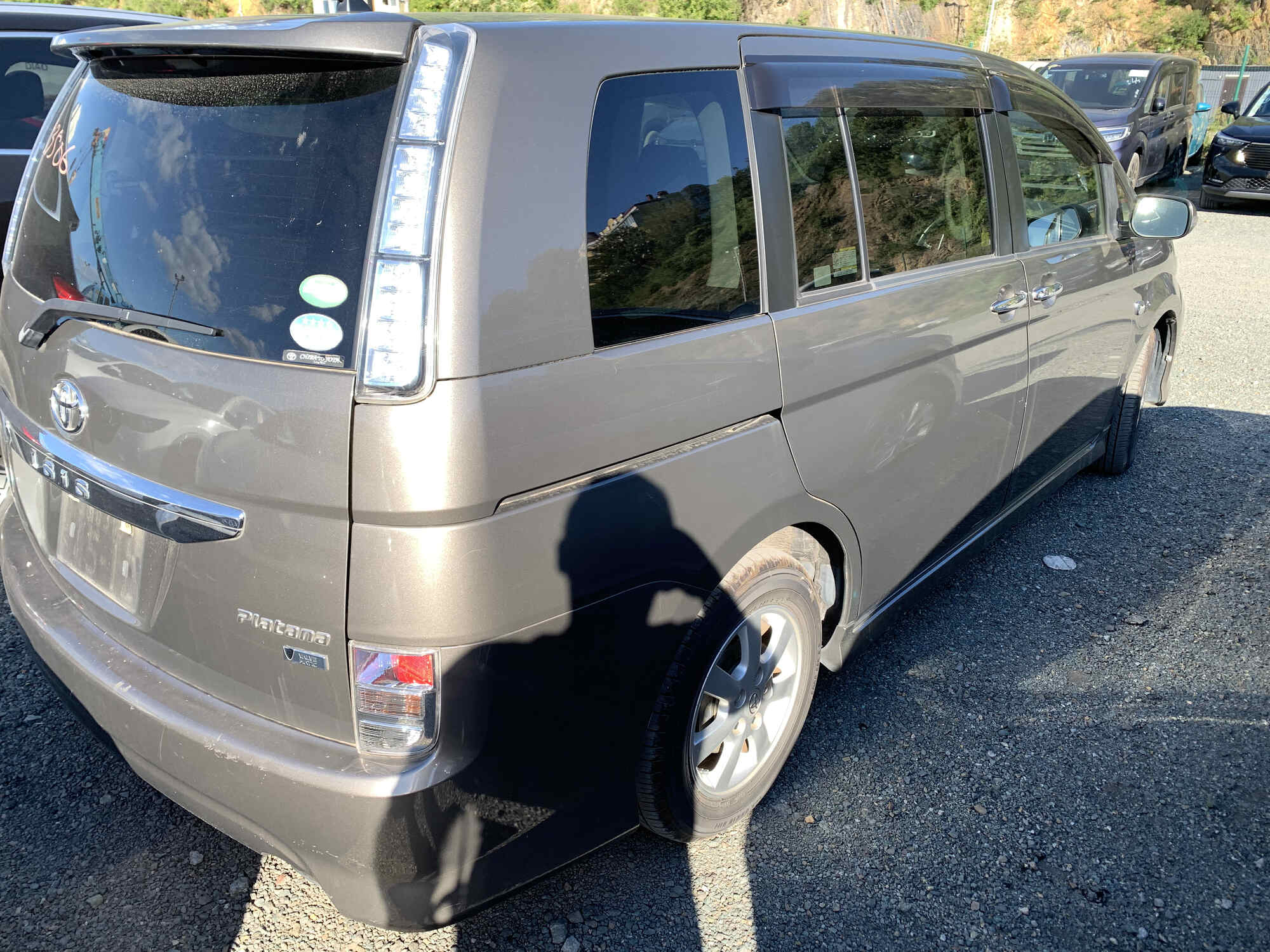 Toyota Isis