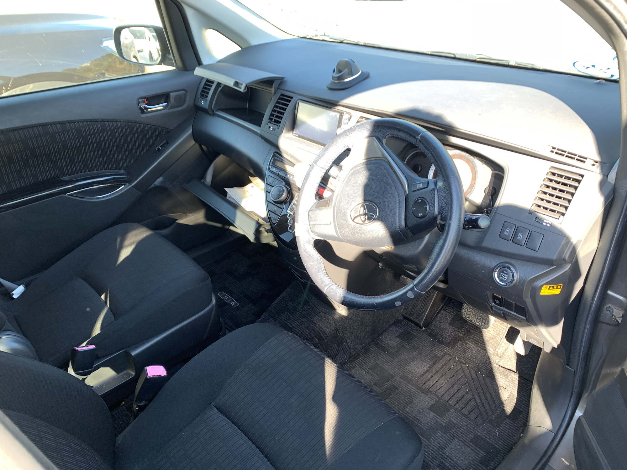 Toyota Isis