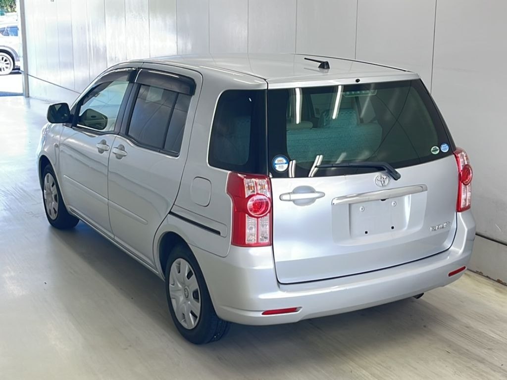 Toyota Raum