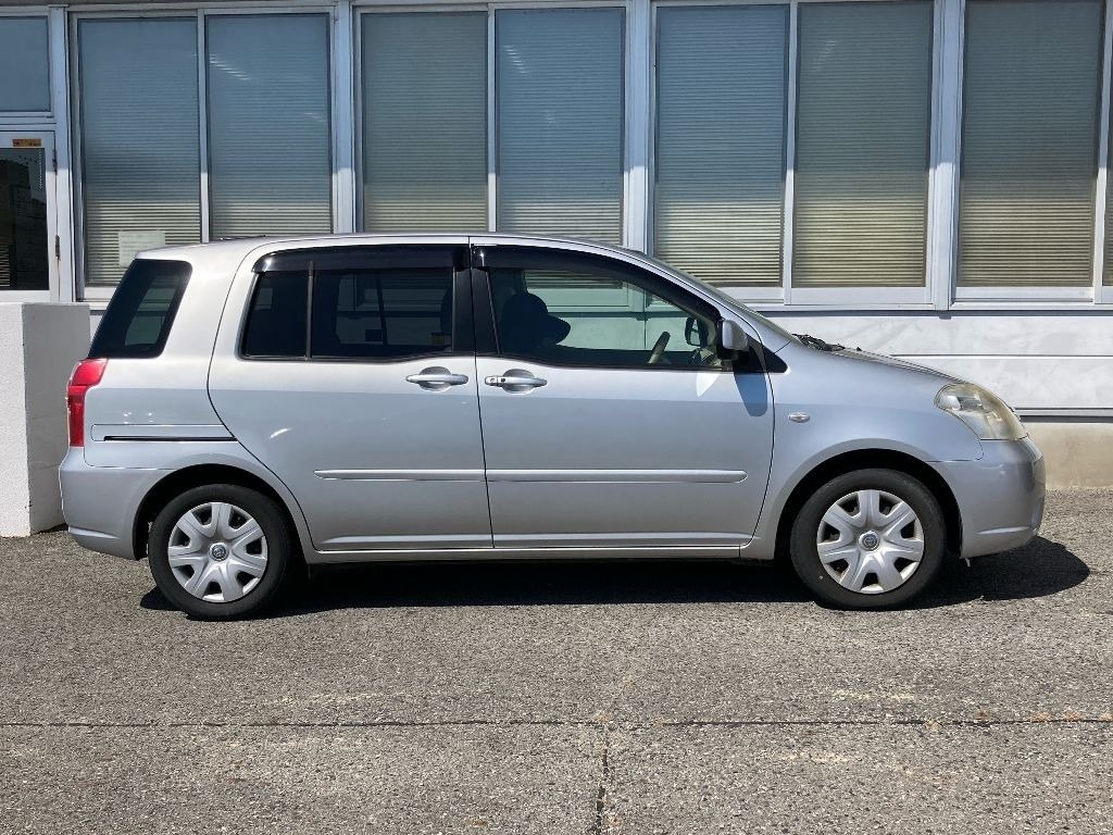 Toyota Raum