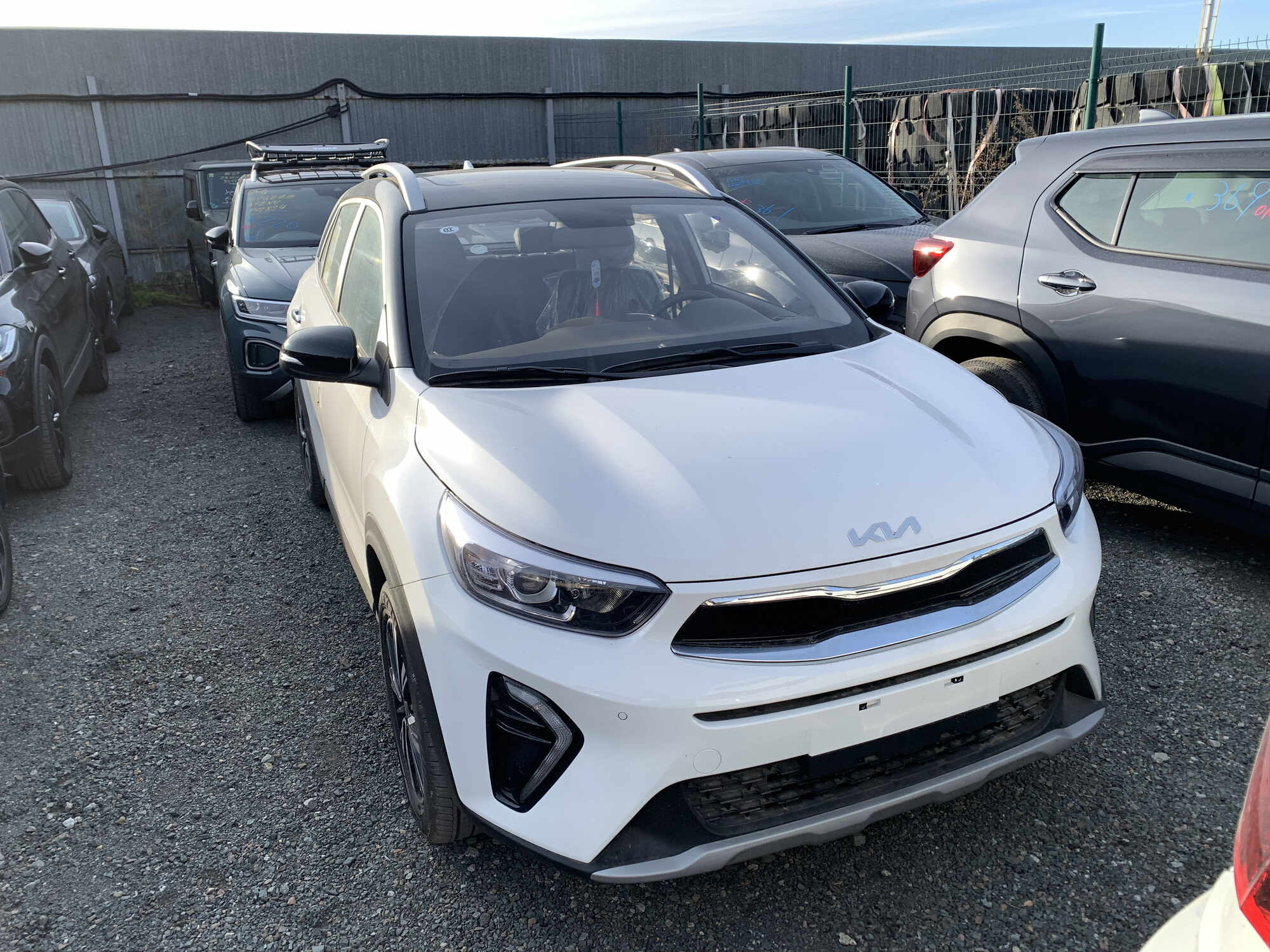 Kia Kx1